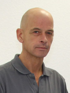 </p>
<p><center>Gerd Strahlenbach</center>