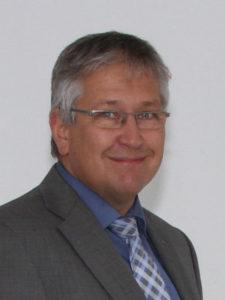 </p>
<p><center>Marcus Menne</center>